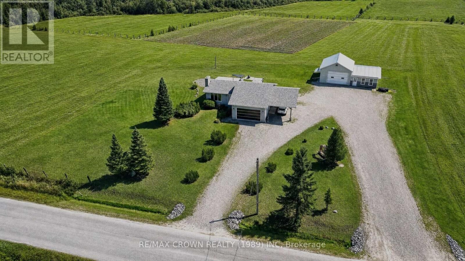 Property Photo:  53 Cloutier Road North  ON P0L 1N0 