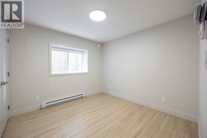 Property Photo: 625X Kitchener Street Suite BC V5B 2J4