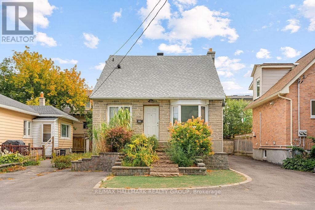 Property Photo:  359 Dominion Avenue 2  ON K2A 2H1 
