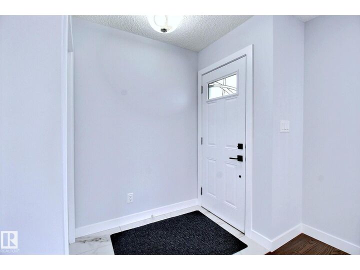 Property Photo: 14732 32 St NW AB T5Y 2G3