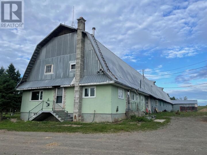 98 Whittaker Rd — photo 1