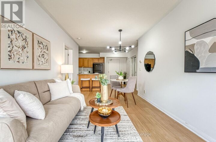 Property Photo: 60 Mendelssohn Street 203 ON M1L 0G9