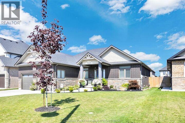 Property Photo: 27 Tracy Drive ON N7M 0S8