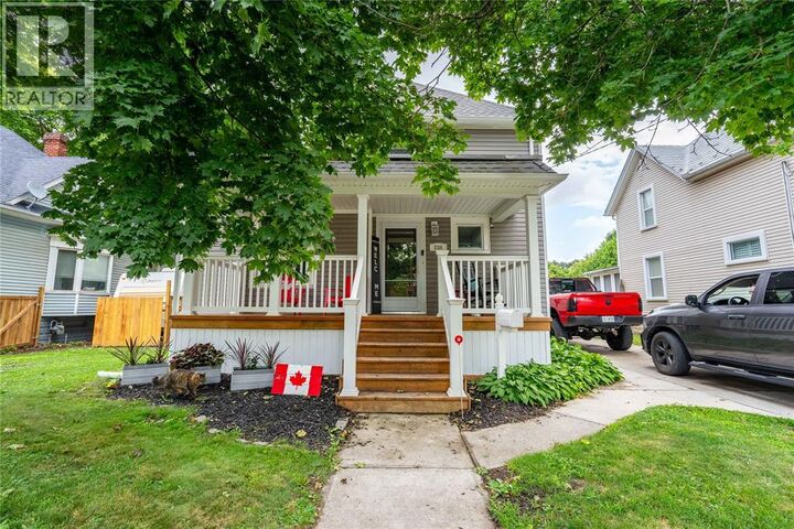 Photo de la propriété:  236 Brock Street South  ON N7T 2W6 