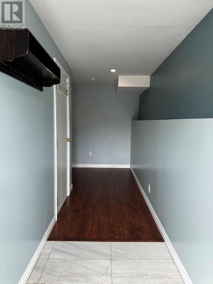 Property Photo: 34 Engel Crescent A ON L4N 6K5