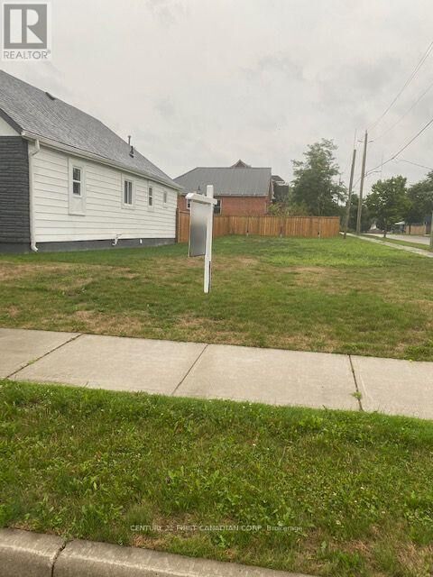 Lot 7 Briscoe Street West — photo 1