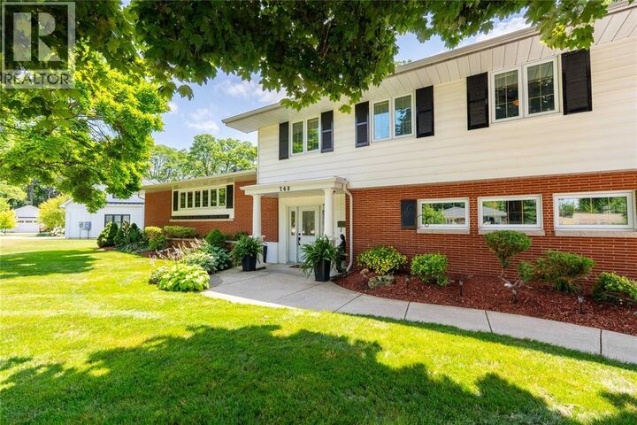 Photo de la propriété: 268 Margaret Avenue ON N8A 2A5