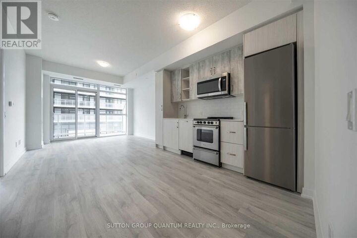 Property Photo:  251 Manitoba Street 614  ON M8Y 0C7 