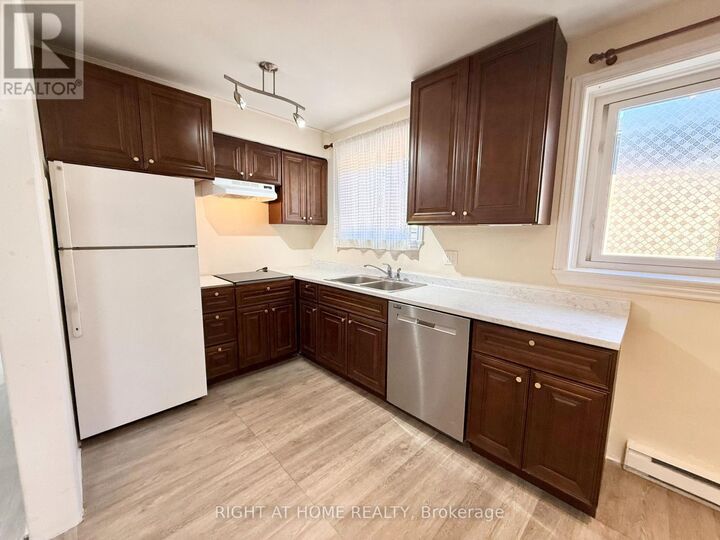 Property Photo: 538 Merton Street 2 ON M4S 1B3