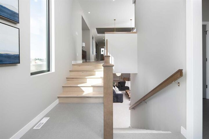 Property Photo: 32 Porcupine Crescent MB R3X 0X2