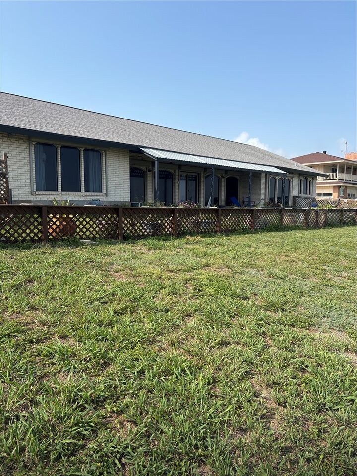Property Photo:  120 Shore Drive  TX 78374 