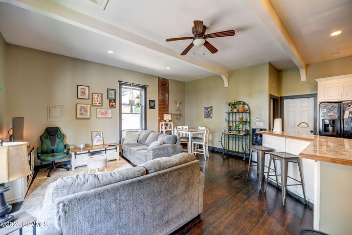 Property Photo:  725 E Market Street  PA 17821 