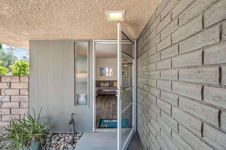Property Photo: 1541 Sunflower Court N CA 92262