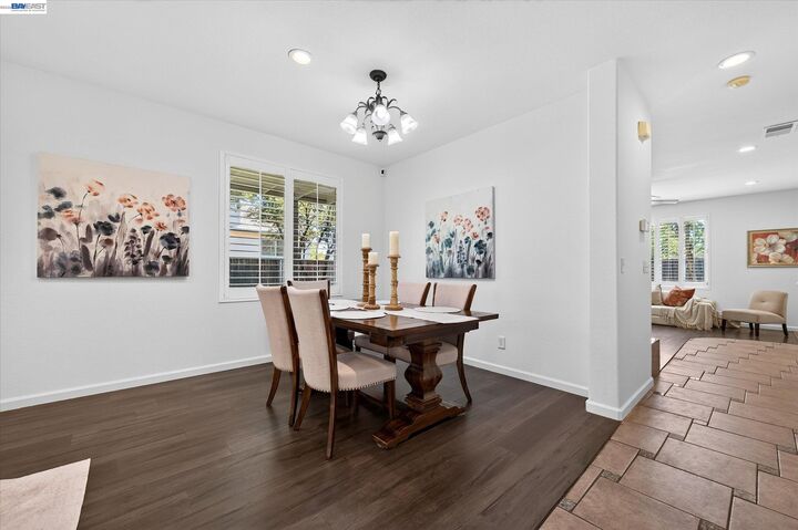Property Photo:  2661 Zepher Ct  CA 94531 