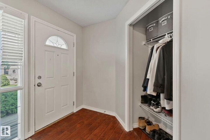 Property Photo:  9 Landon Drive  AB T7X 4S1 