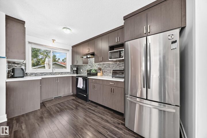 Property Photo: 2112 36 Street NW AB T6L 3G4