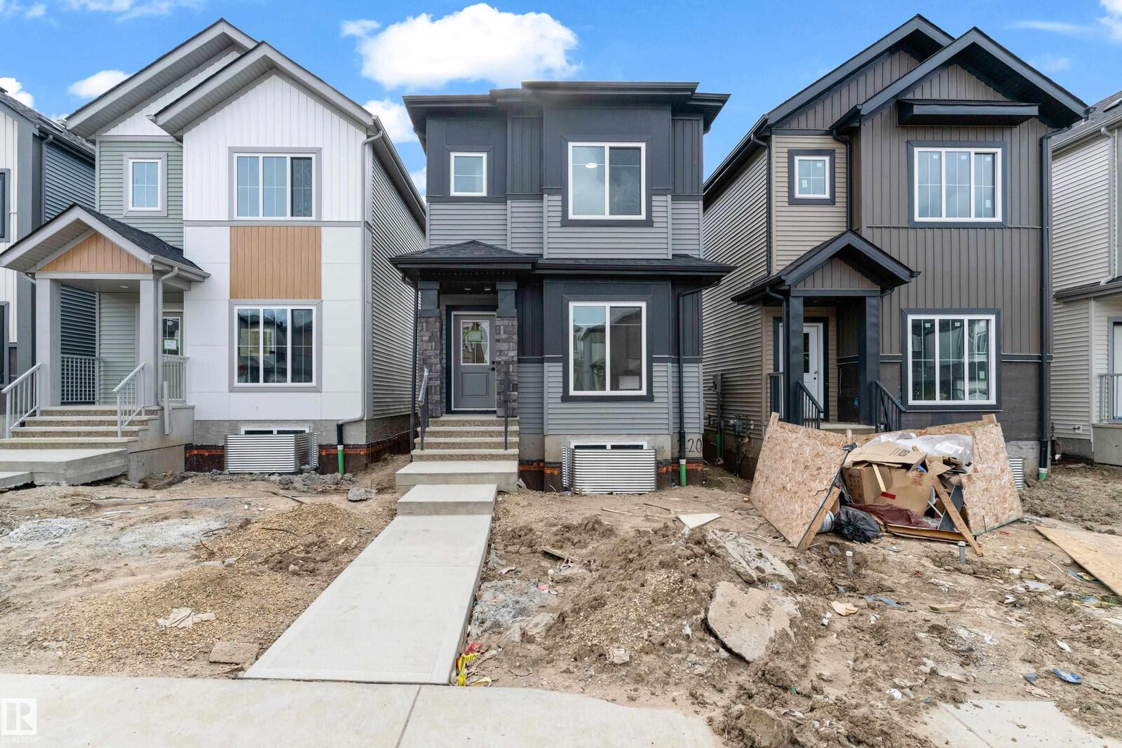 Property Photo:  220 24 Street SW  AB T6X 3K4 