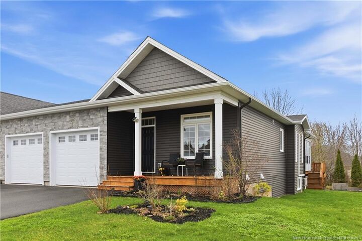 Property Photo:  607 Royal Oaks Boulevard  NB E1H 0G2 