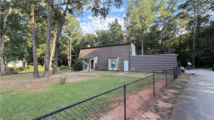 Property Photo: 380 Linda Lane GA 30117