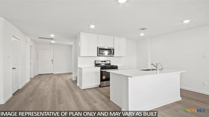 Property Photo:  124 Baby Calf Roping Road  TX 76537 