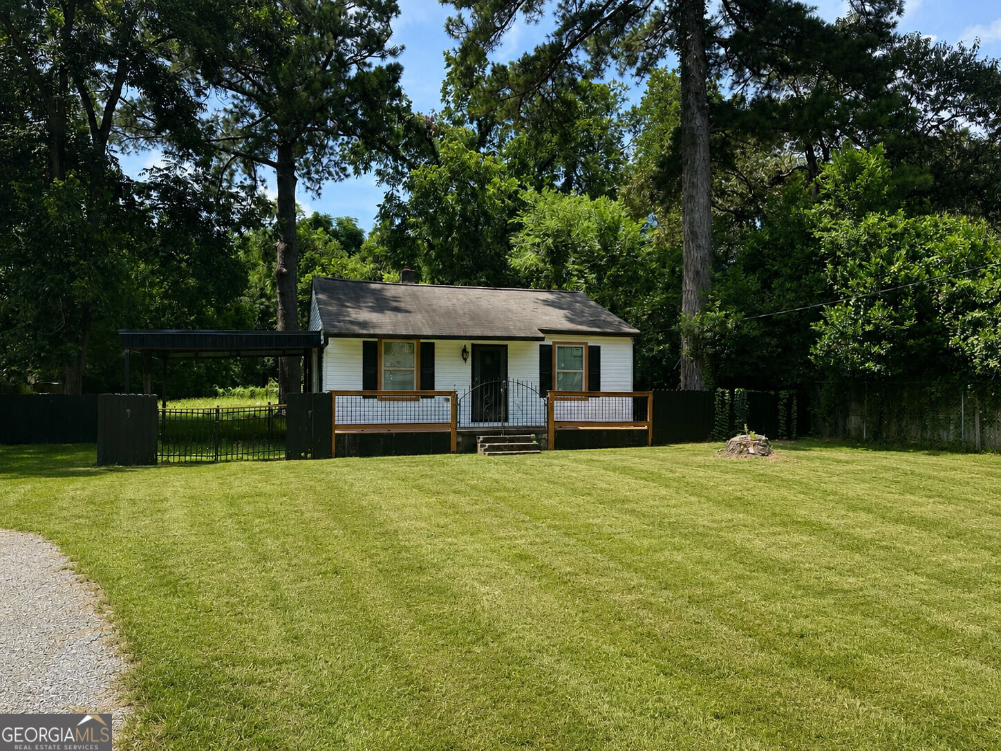 Property Photo: 2782 Alden Street GA 31206
