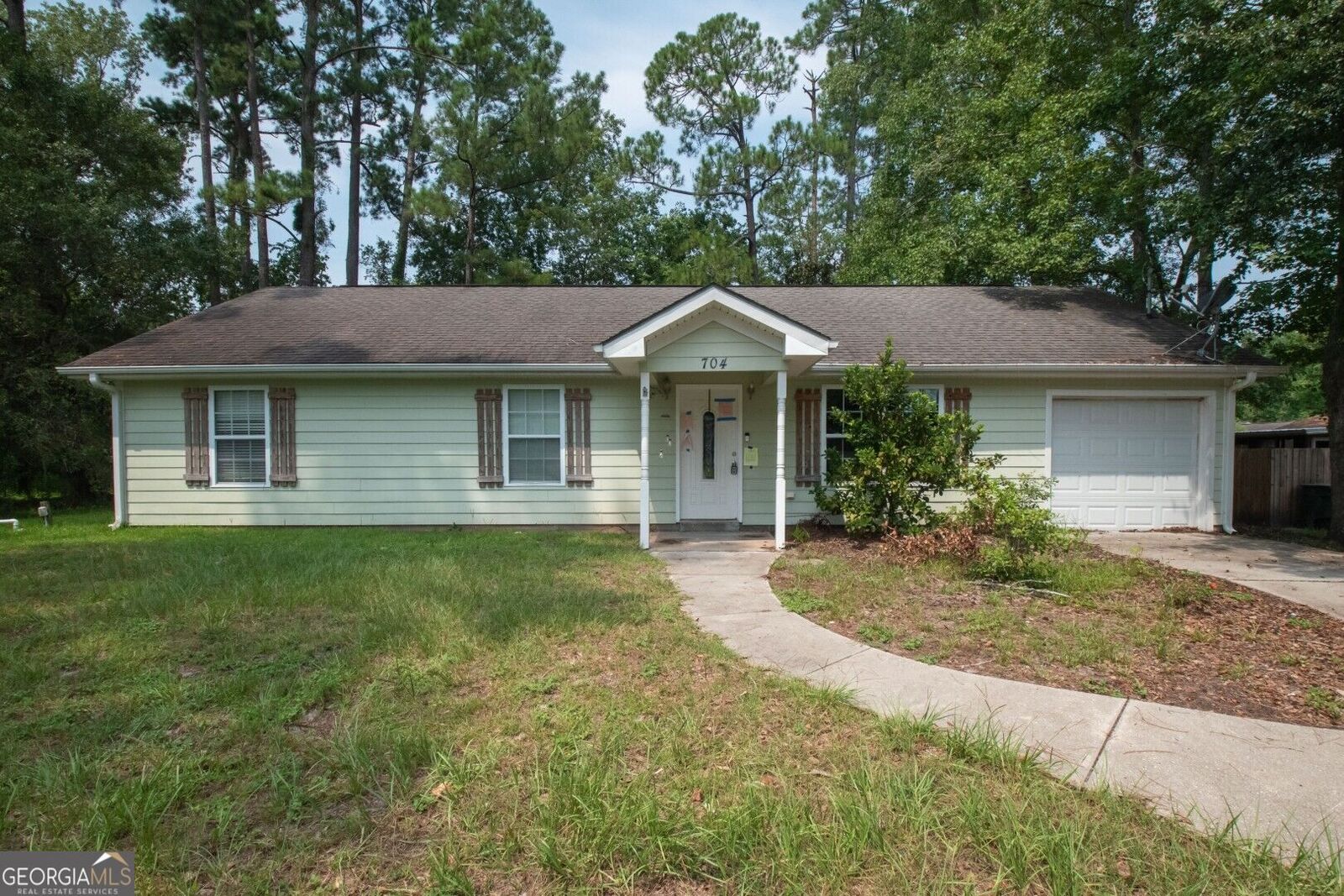 Property Photo: 704 S May Street GA 31548