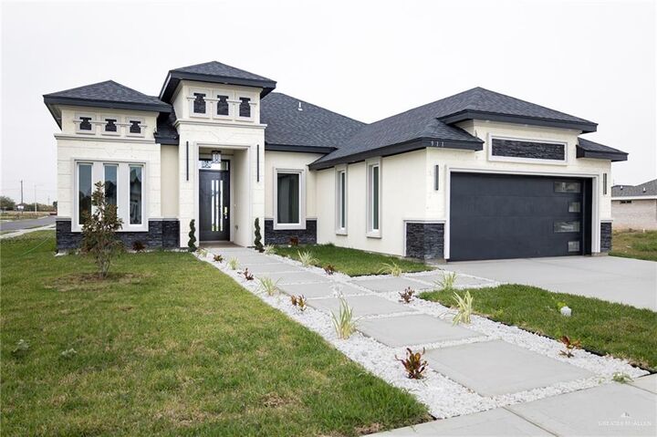 Property Photo: 911 39th Street TX 78589