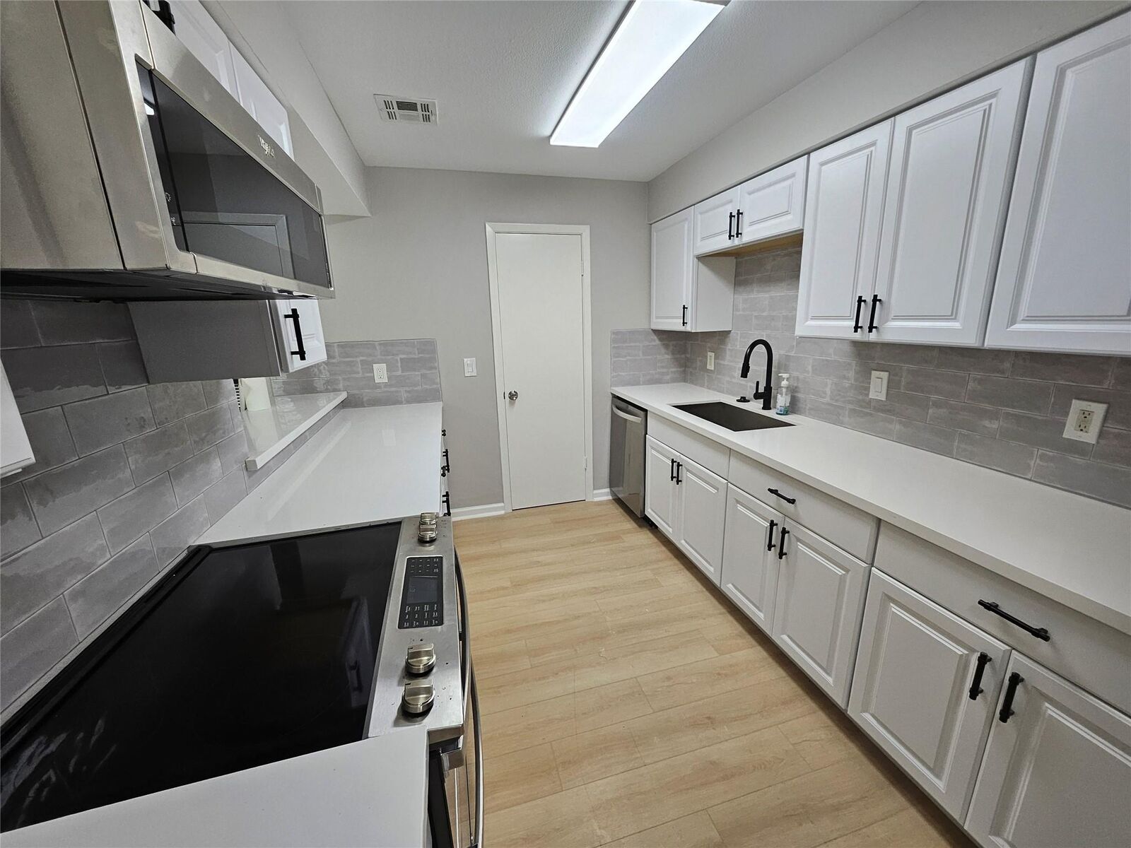 Property Photo: 4138 Belle Park Drive 4138 TX 77072