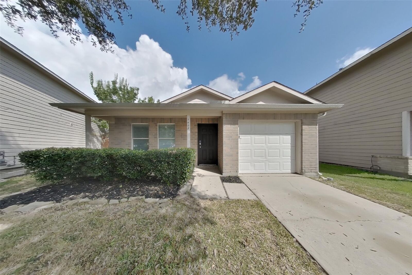 Property Photo:  1403 Glens Ferry Lane  TX 77073 