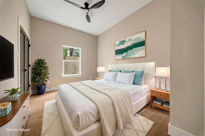 Property Photo: 966 &Amp 968 South Lane A/B TX 77088