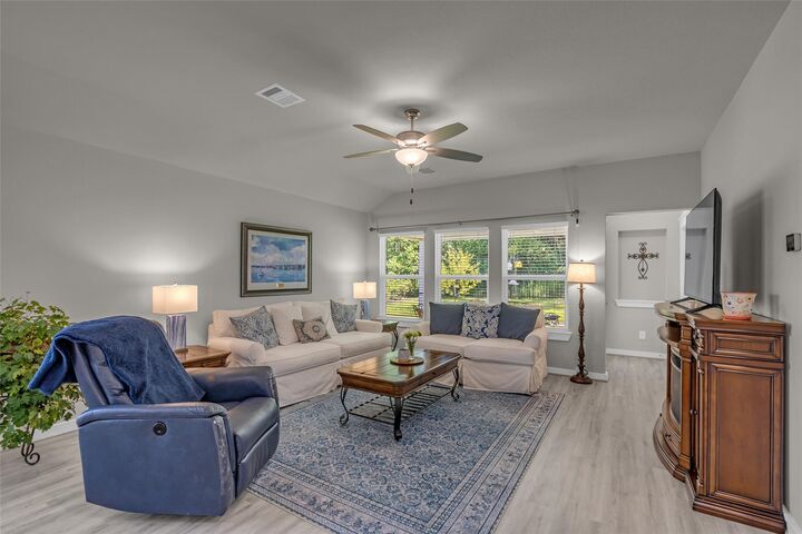 Property Photo: 9009 Zapata Way TX 77378