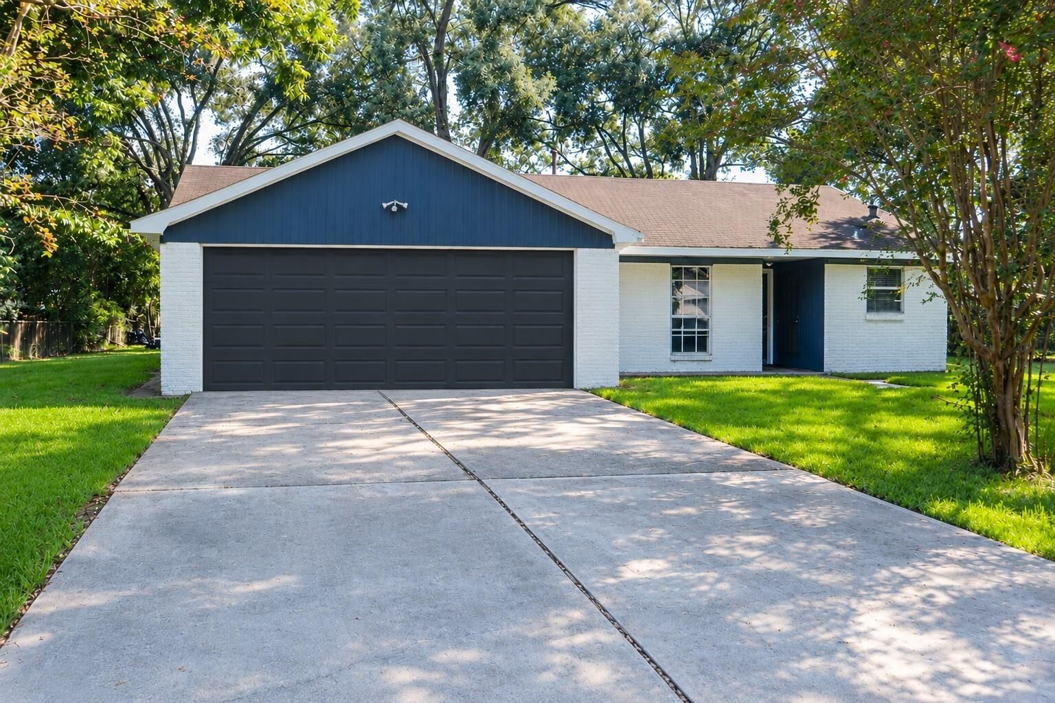 Property Photo:  12315 Maxim Drive  TX 77065 
