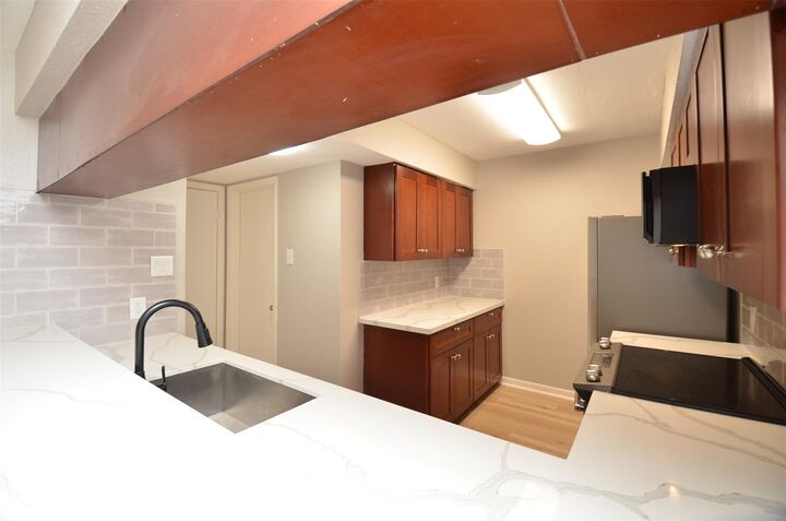 Property Photo:  76 W Park West Drive  TX 77072 