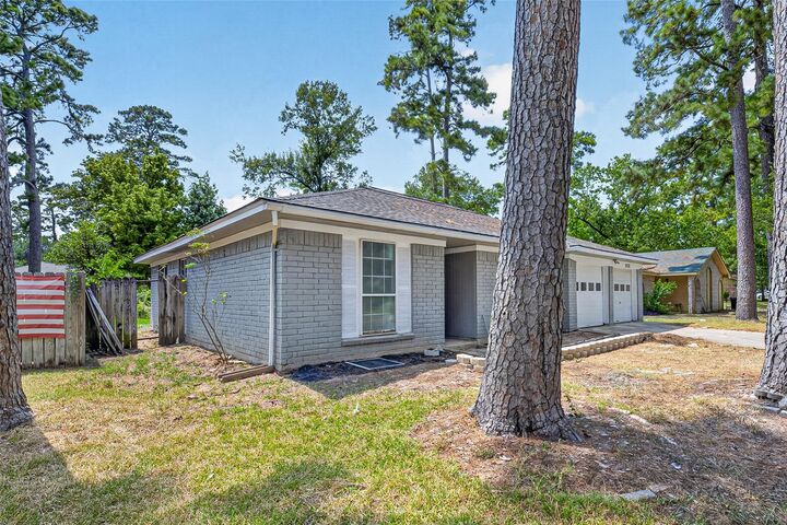 Property Photo:  23123 Cranberry Trail  TX 77373 