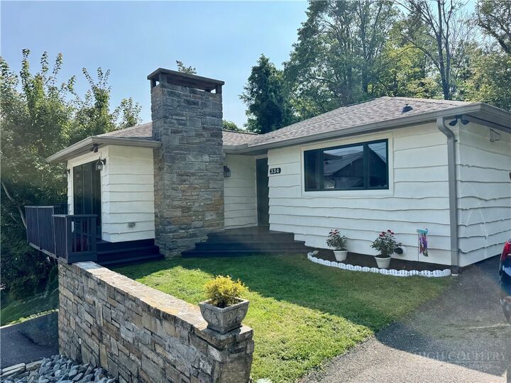 Property Photo: 334 Hill NC 28605