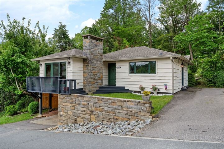 Property Photo: 334 Hill NC 28605