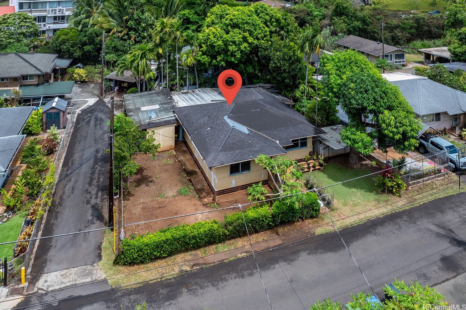 Property Photo:  98-256 Hale Momi Place  HI 96701 