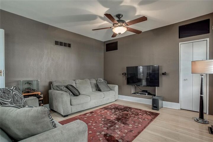 Property Photo:  1424 S 37th Street  KS 66106 