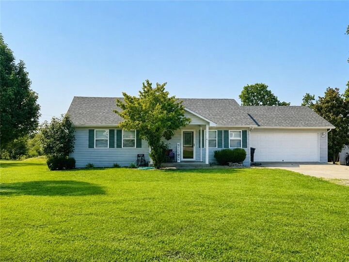 Property Photo: 12338 Crestview Drive MO 65355