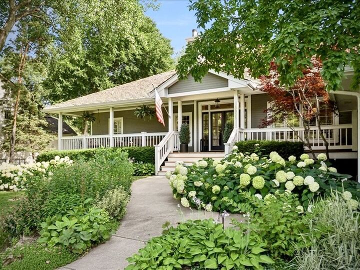Property Photo:  12955 Woodlands Parkway  IA 50325 