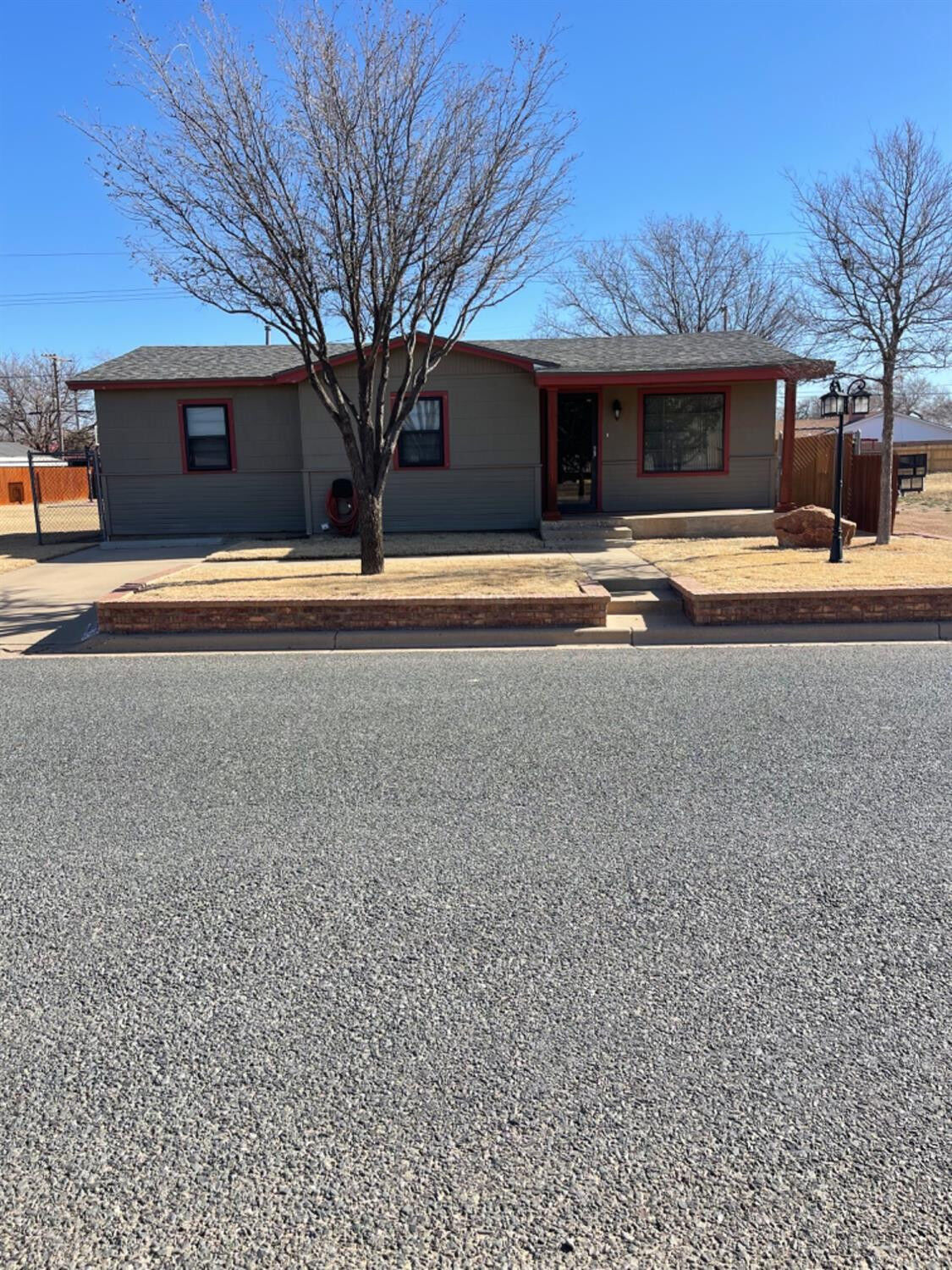 Property Photo: 2105 Ash Avenue TX 79404