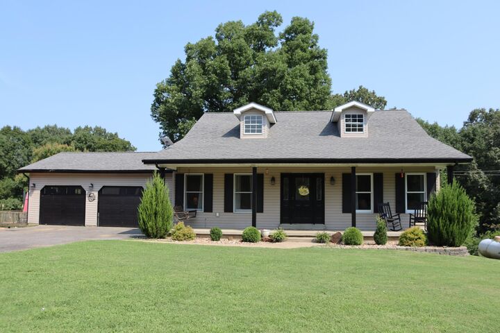 Property Photo: 2984 Lakeview Church Road KY 42025