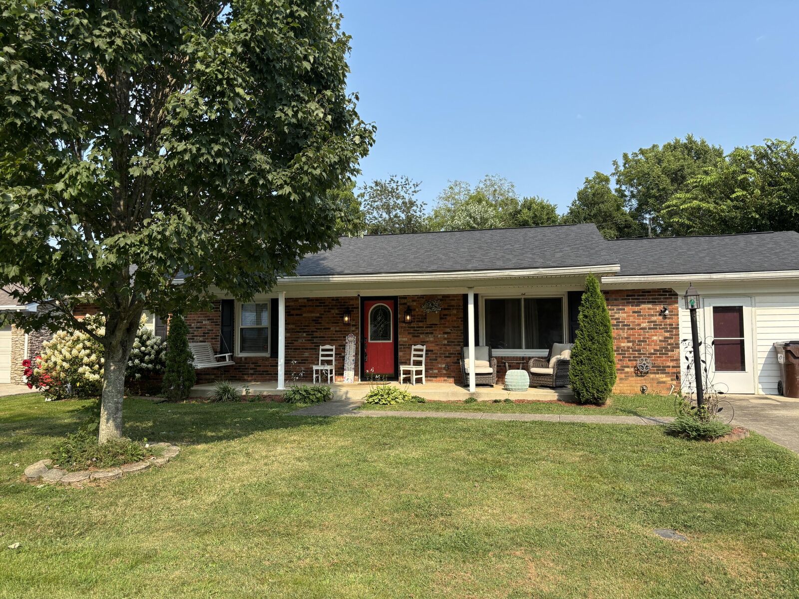 Property Photo:  132 Meadowbrook Drive  KY 40601 