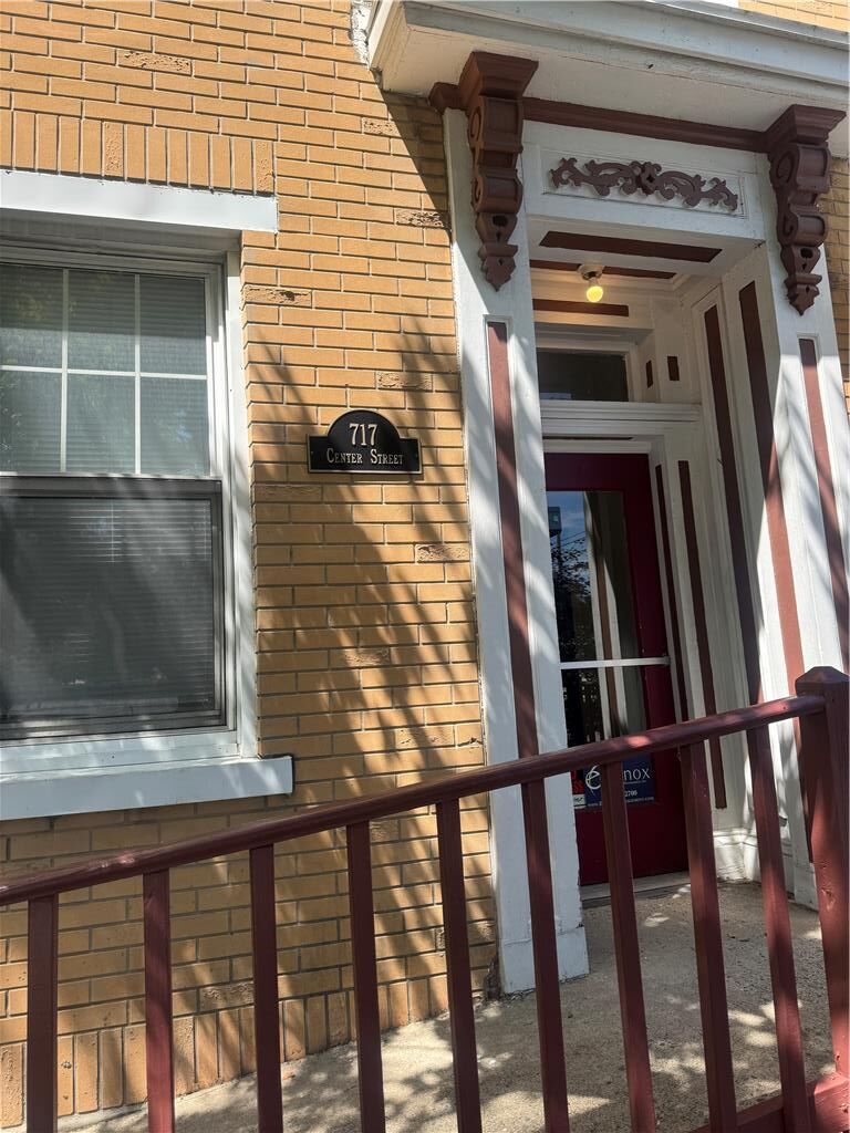 Property Photo: 717 Center Street 2F PA 18018