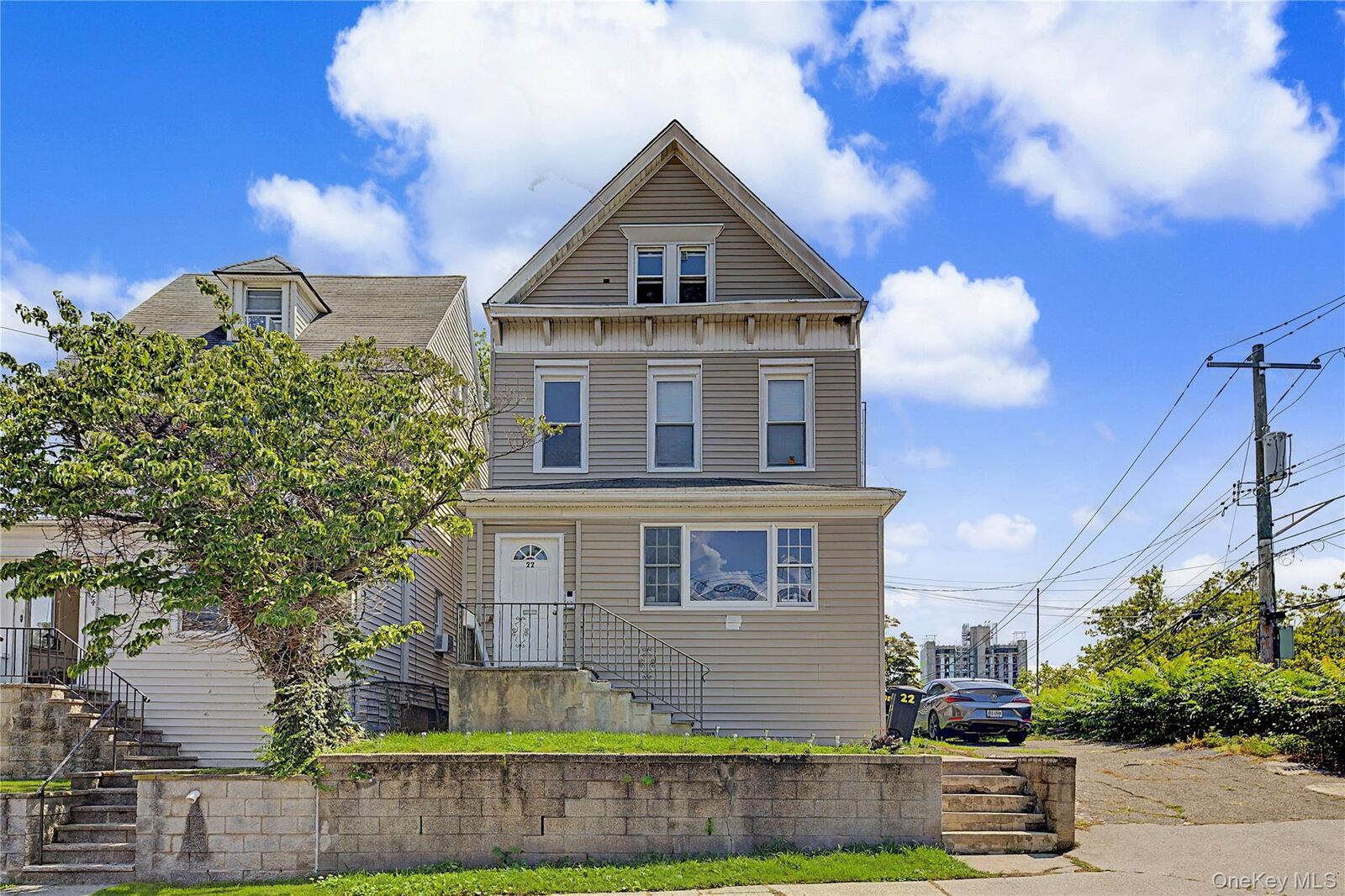 Property Photo:  20 Aka 22 Crescent Place  NY 10704 