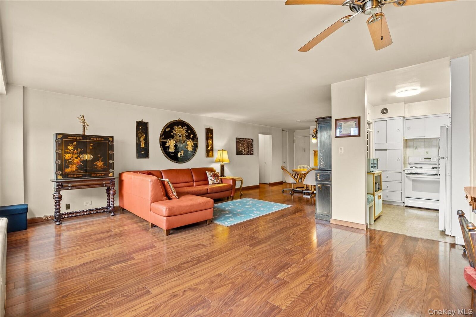 Property Photo:  125-10 Queens Boulevard 716  NY 11415 