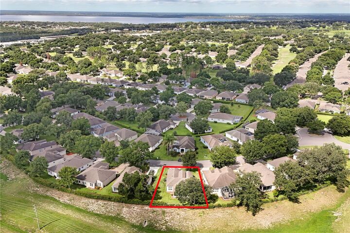 Property Photo: 4075 Kingsley Street FL 34711