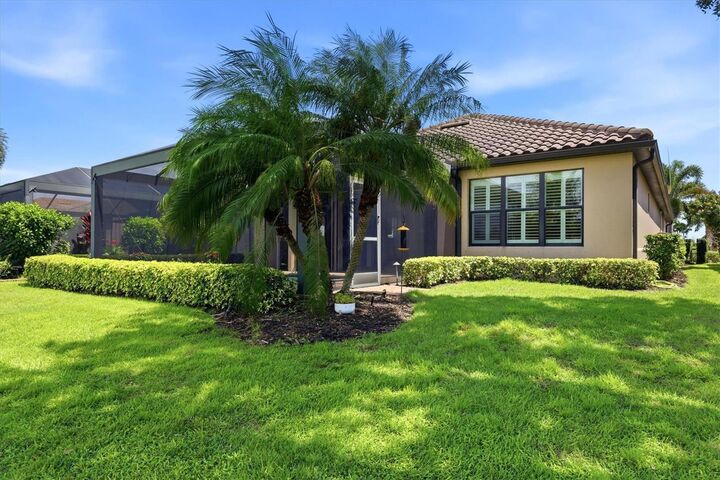 Property Photo:  12749 Fontana Loop  FL 34211 