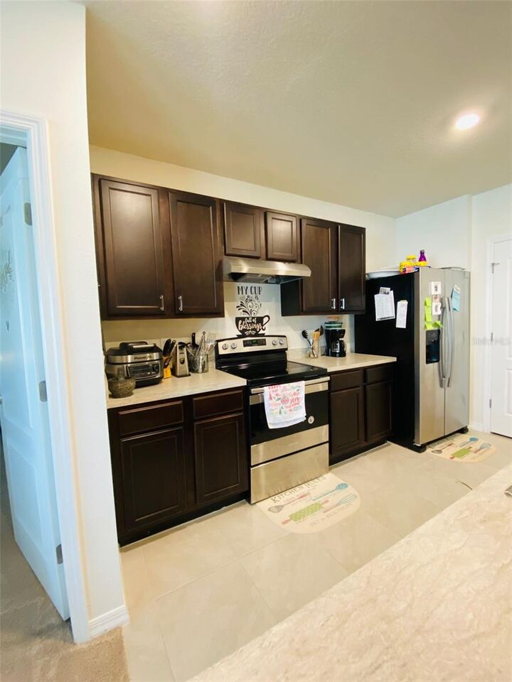 Property Photo: 3018 Royal Tern Drive FL 33881