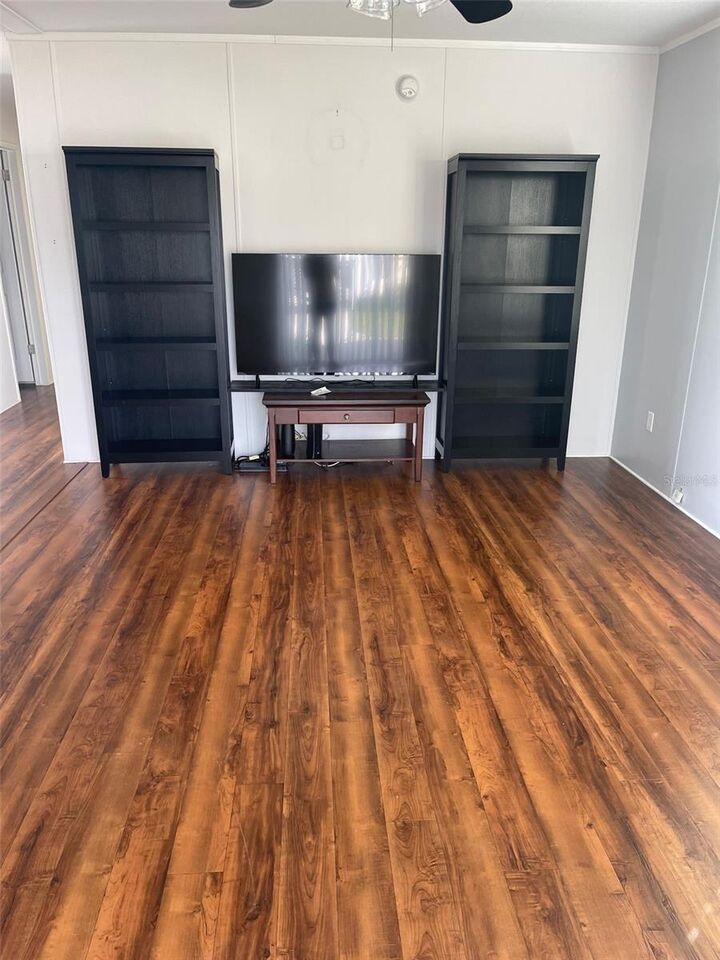 Property Photo: 3301 Doreen Drive FL 34222